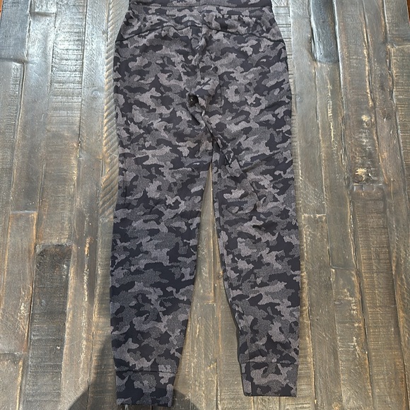 Lululemon Ready To Rulu Jogger Black Lunar Rock Heritage Camo Jacquard Size 6 - Picture 5 of 8